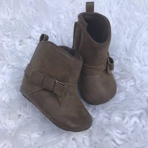 Baby girl boots